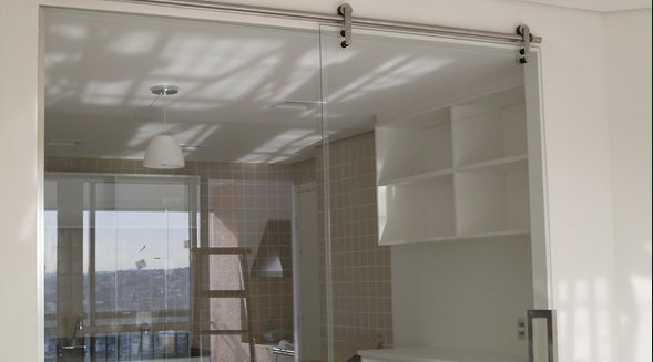 Sistemas para portas de inox  